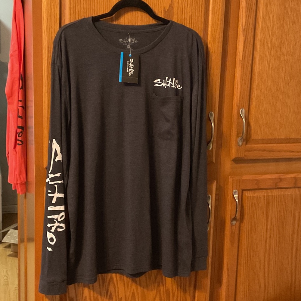 New with tags long sleeve Salt life shirt size 2 XL